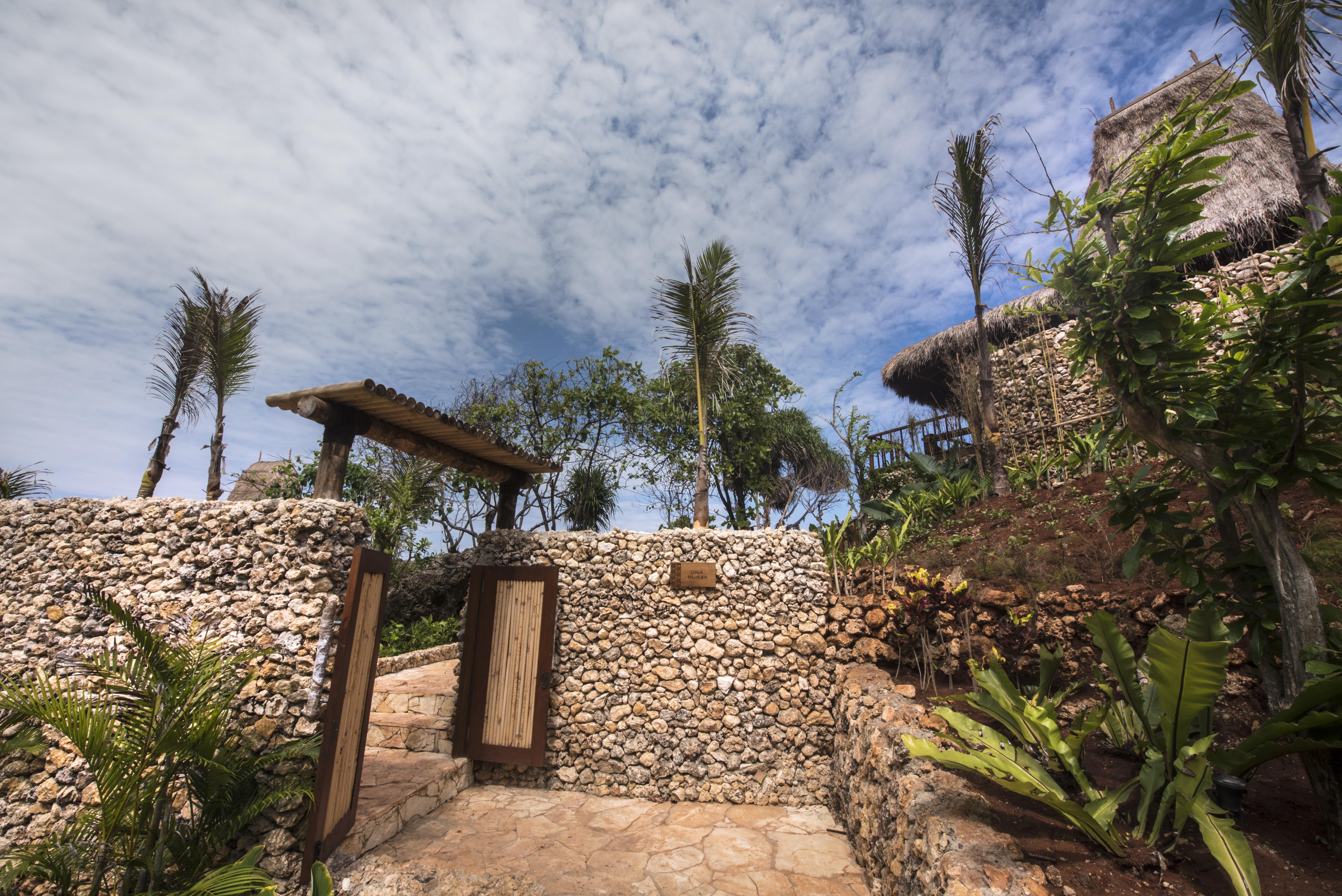 Lelewatu Resort Sumba Watukarere Exterior foto