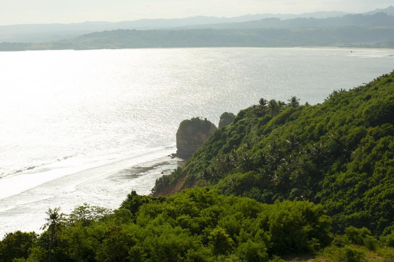 Lelewatu Resort Sumba Watukarere Exterior foto